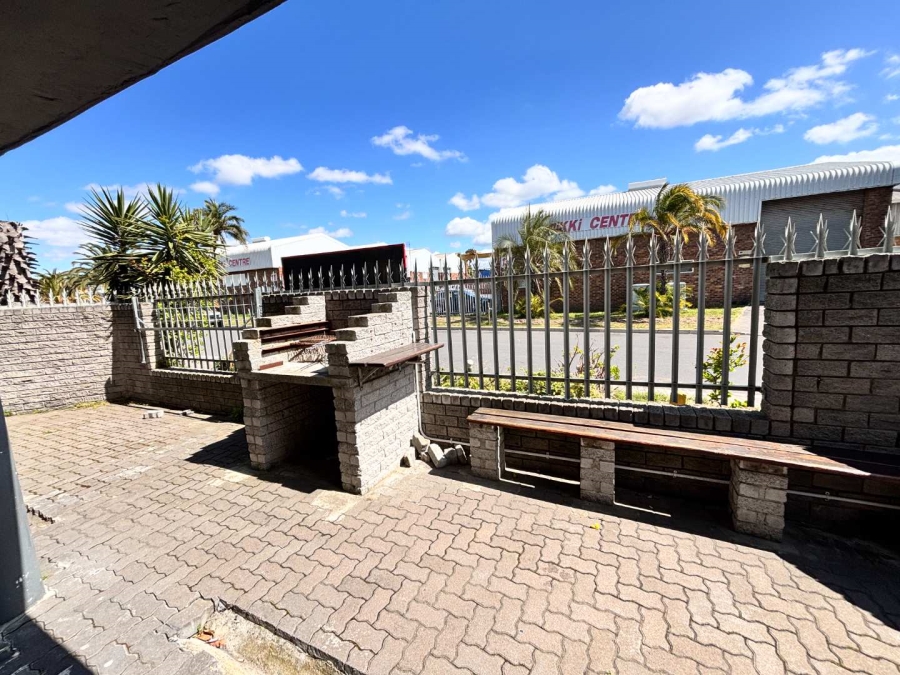 To Let commercial Property for Rent in Killarney Gardens Western Cape